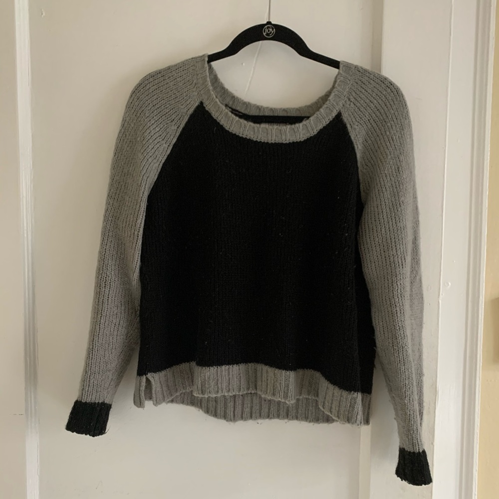 TOBI black & grey sweater